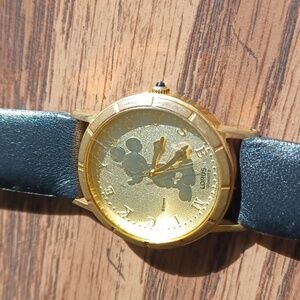 Lorus Quartz Mickey Mouse Watch, Speidel band, excellent condition